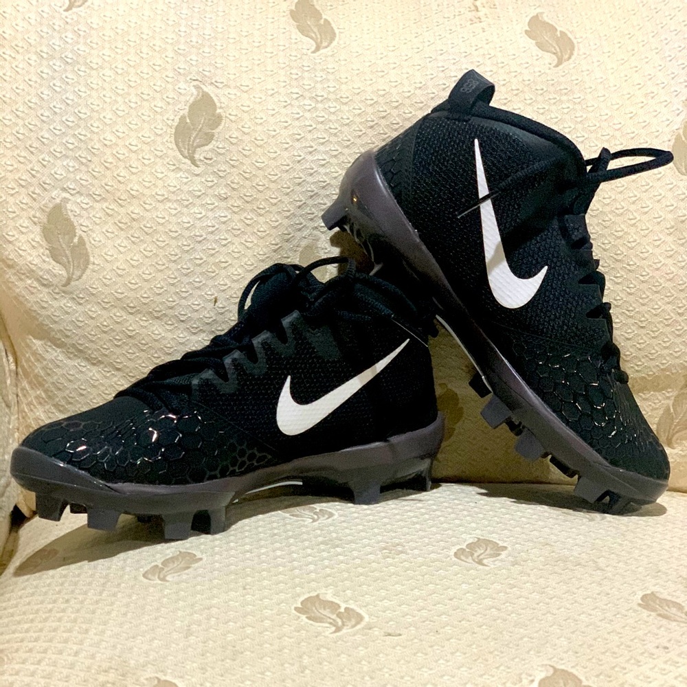 Nike force trout 6y $80 original price baseball